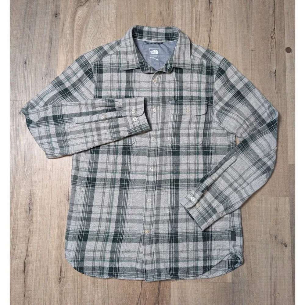 The North Face Size S Flannel Shirt Plaid Long Sleeve Button Up Outdoors Cabin